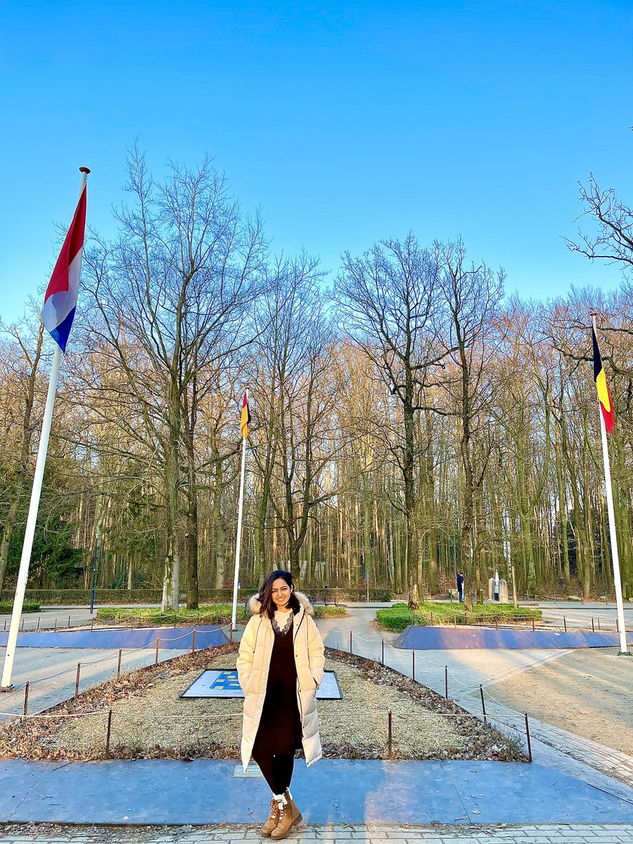 LailaRincky's tweet photo. Borders should be like this! Les Trois Bornes (Belgium-Netherlands-Germany) #traveling #threeborders #germany #Netherlands #Belgium https://t.co/G3udgM3cky