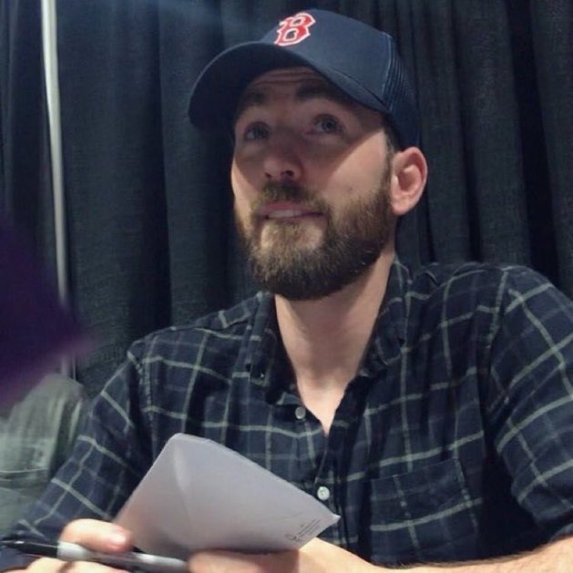 safeforevans's tweet photo. 。　☆ 。　     ☆。　      ☆ 
☆。　＼　　  ｜　　    ／。  ☆
                  open this if   
                chris evans is 
          your comfort person
                       (safe)   
  ☆。　／　    ｜　　＼。　☆ 
。　  ☆。 　　  。　　☆。 https://t.co/Tfhiq1GAb9