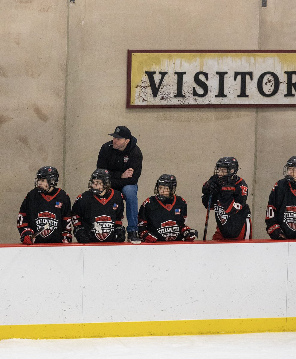 YouthHockeyHub's tweet photo. Former @mnwild players faced off as coaches in Baudette earlier today. Example 10,000 of why this is the State of Hockey. https://t.co/izY3T0ZpB7
