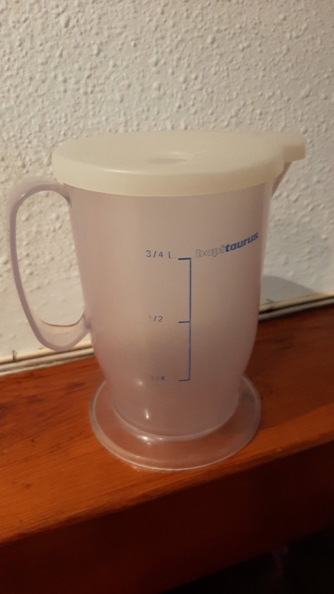 tercab's tweet photo. Desde 1988...le ha llegado la jubilación a nuestra #bapitaurus, fue un regalo de boda de mis padres @cafenetsols, ayudó con sus cremas de casados, papillas de bebés, recetas modernas de Masterchef...34 años de servicio en esta familia. 100% recomendable la marca @TaurusEsp https://t.co/OIqTSQivec