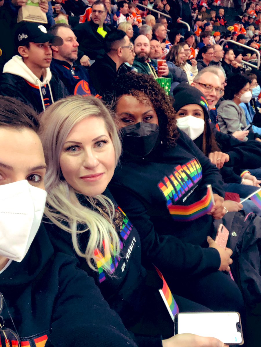 At the @EdmontonOilers game w this passionate campaign cabinet! Purchase a 50/50 as proceeds are going towards @MacEwanU Centre for Sexual and Gender Diversity! nhl.com/oilers/communi… #alberta #yeg #pride cc @MsJanelleSnow @NafisaBowen @RhiHoyleYEG