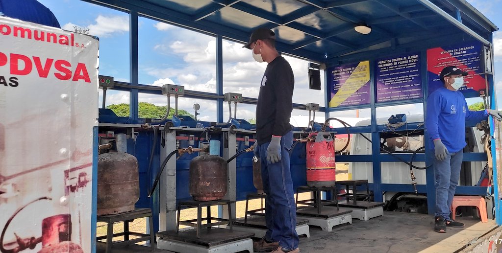 obras_guarico's tweet photo. #Importante📍Más de 6 mil familias del municipio Guayabal  fueron beneficiadas con Jornada de Saturación de GLP a través de la unidad móvil de @DiGasGuarico, continuamos gestionando para  el bienestar del  pueblo.

@NicolasMaduro 
@josemvasquez 
@sergior_guarico 

#CulturaNuestra https://t.co/llYQW3DlMu