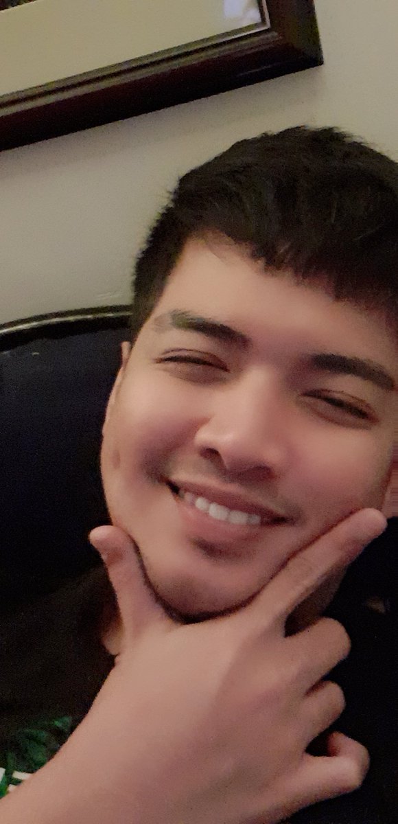 adrianarby's tweet photo. Good night..
Ay morning na pala 😴😴 https://t.co/we0GKOo9gO