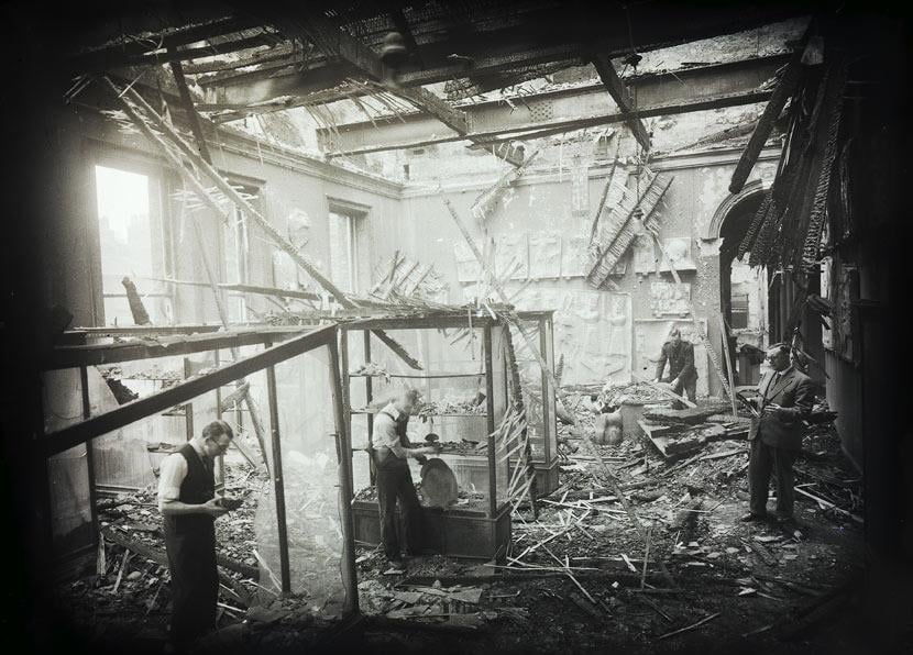 Liverpool Museum before and after Blitz of 1941.