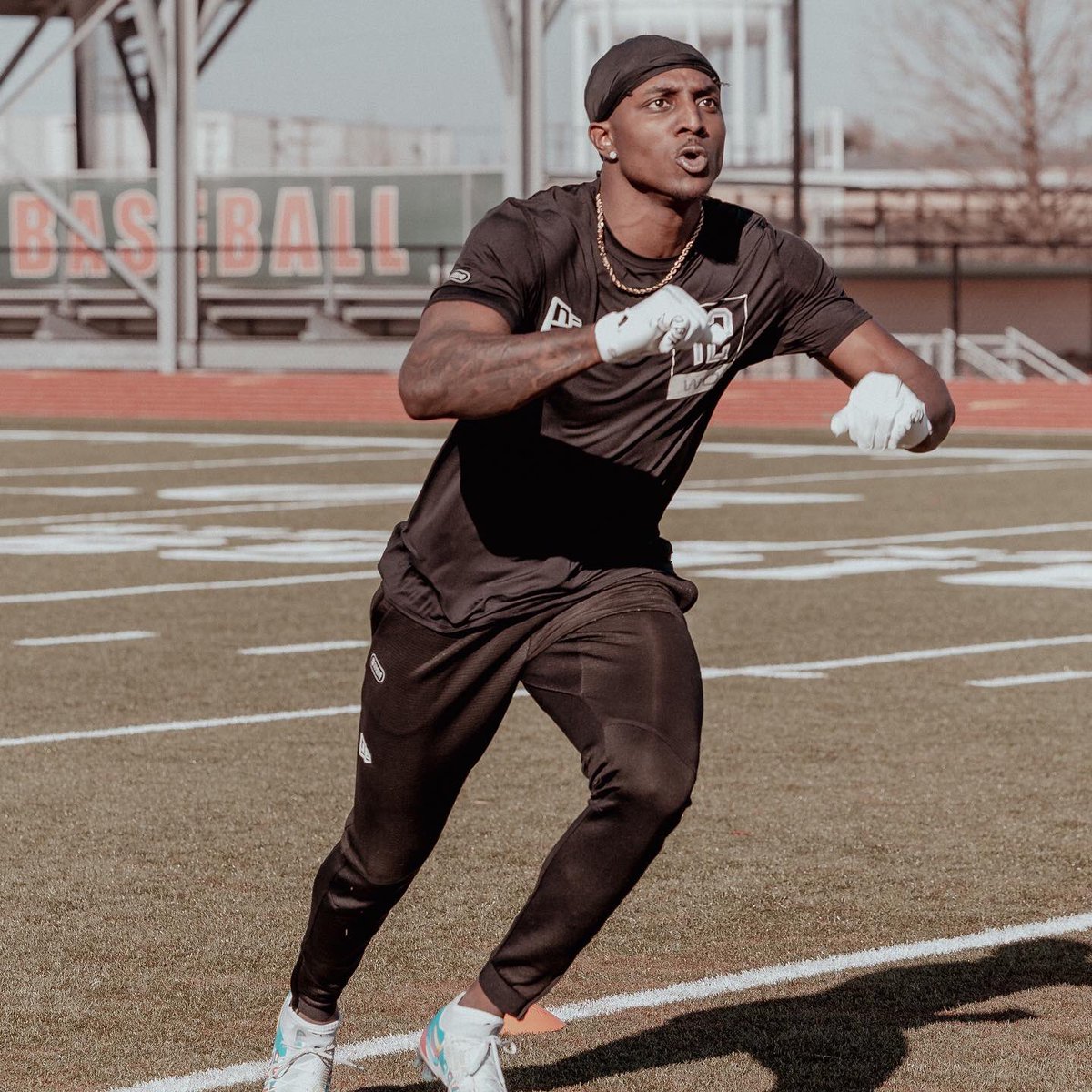 David Robinson tweet media