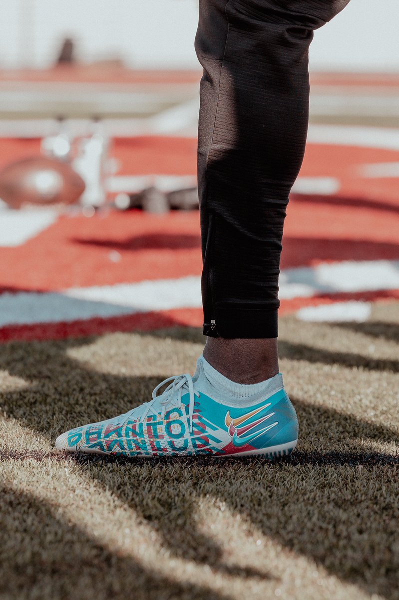 David Robinson tweet media