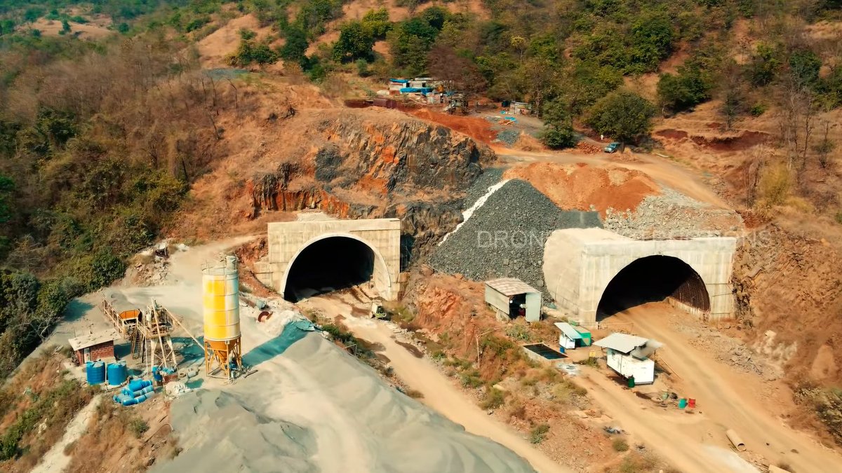 cbdhage's tweet photo. #Kashedi Tunnel U/C on #NH66 #Mumbai #Goa highway. https://t.co/AwOYmROu55