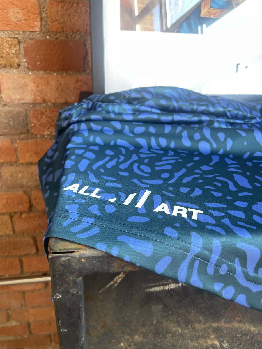 Maxim____'s tweet photo. Banging day at @Art_of_Football getting very crafty with some heat transfer vinyl. #slug #slugfc #littleslugs #ArtOfFootball https://t.co/QLgwzkYIsQ