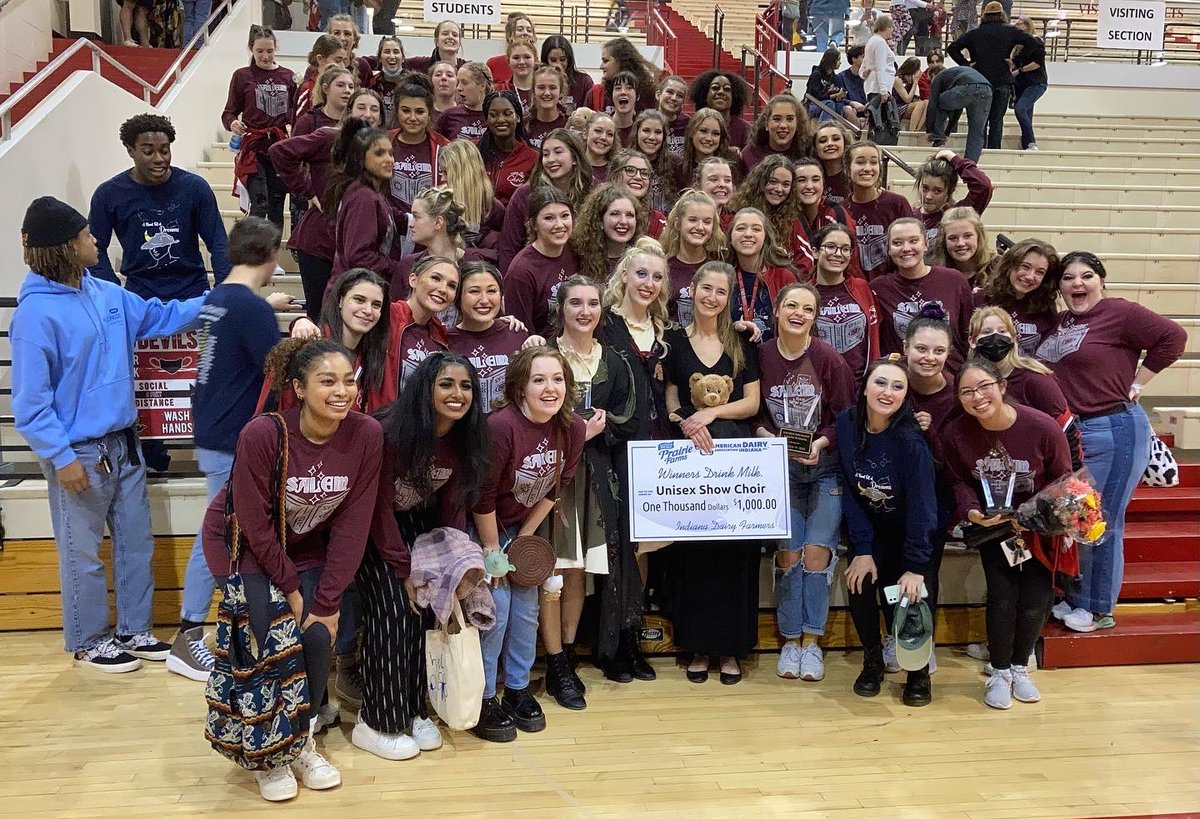 FHSTigerChoirs's tweet photo. Introducing your ISSMA State Unisex Grand Champions, FISHERS SOUND!! A final FULL SWEEP to wrap up a completely UNDEFEATED season! https://t.co/vws4MsHFvJ