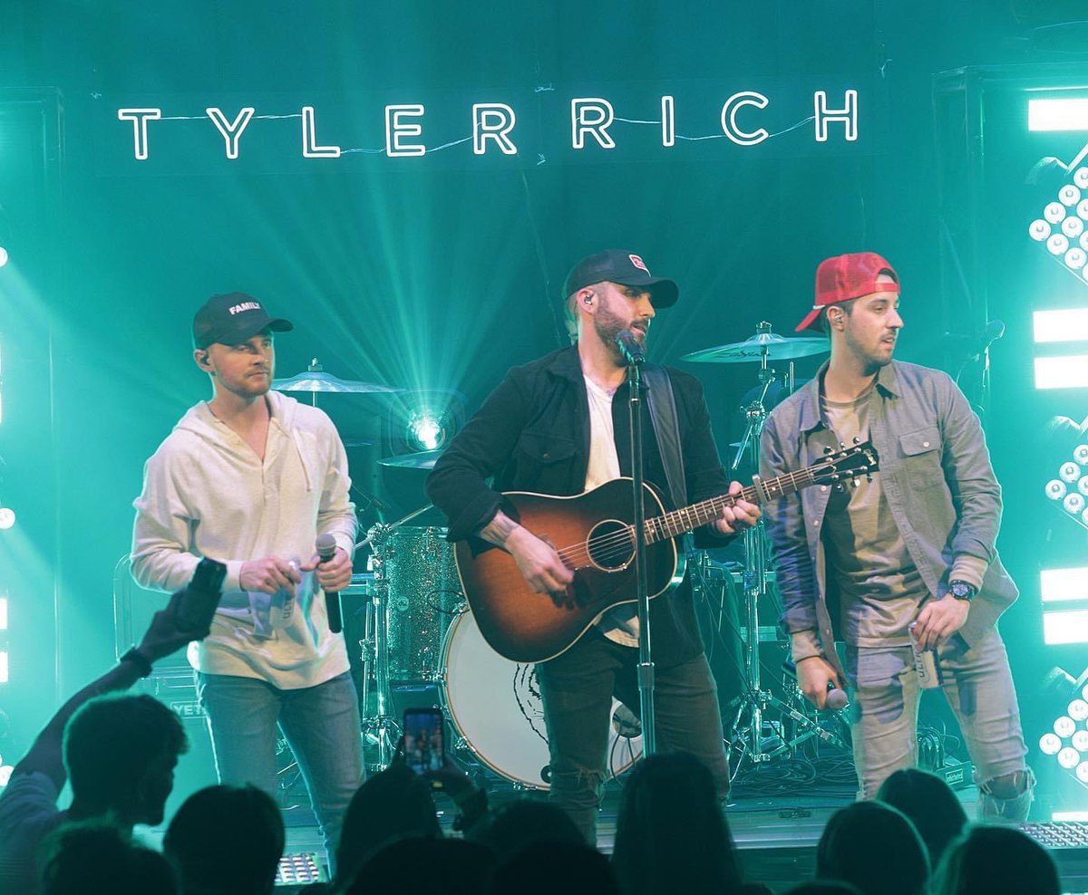 What’re we looking at? Wrong answers only