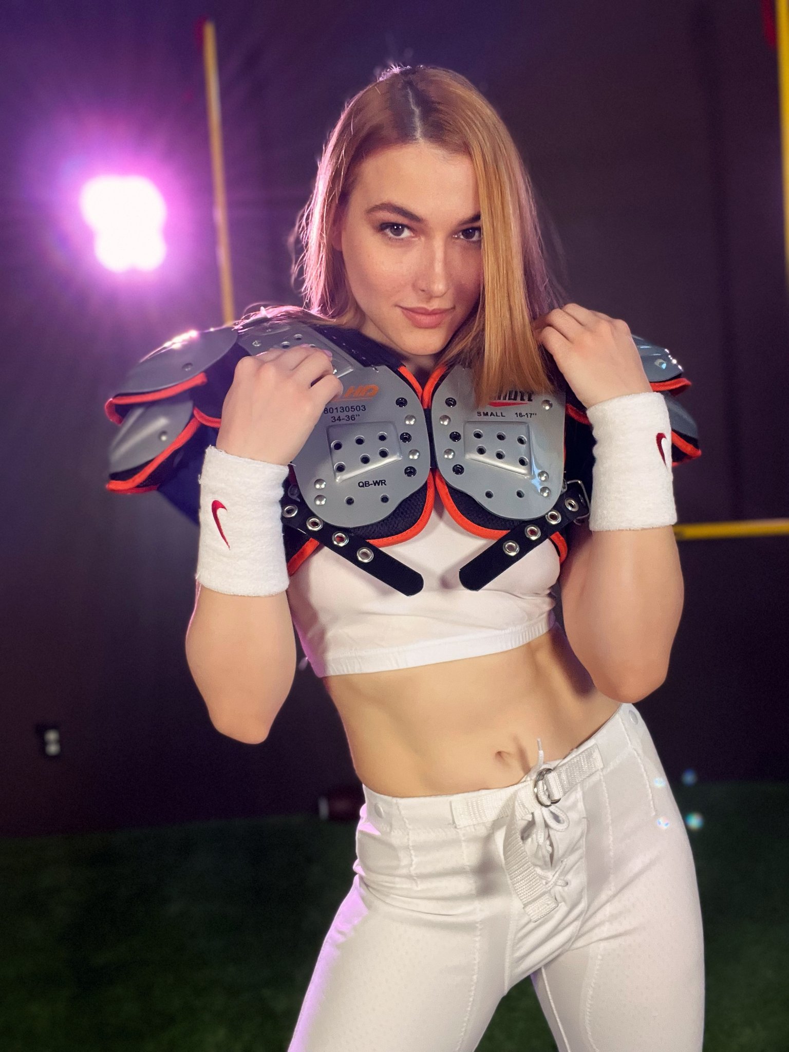 TW Pornstars RocknRose. Twitter. ‼️LIVE SHOW NOW‼️ Wondering what I