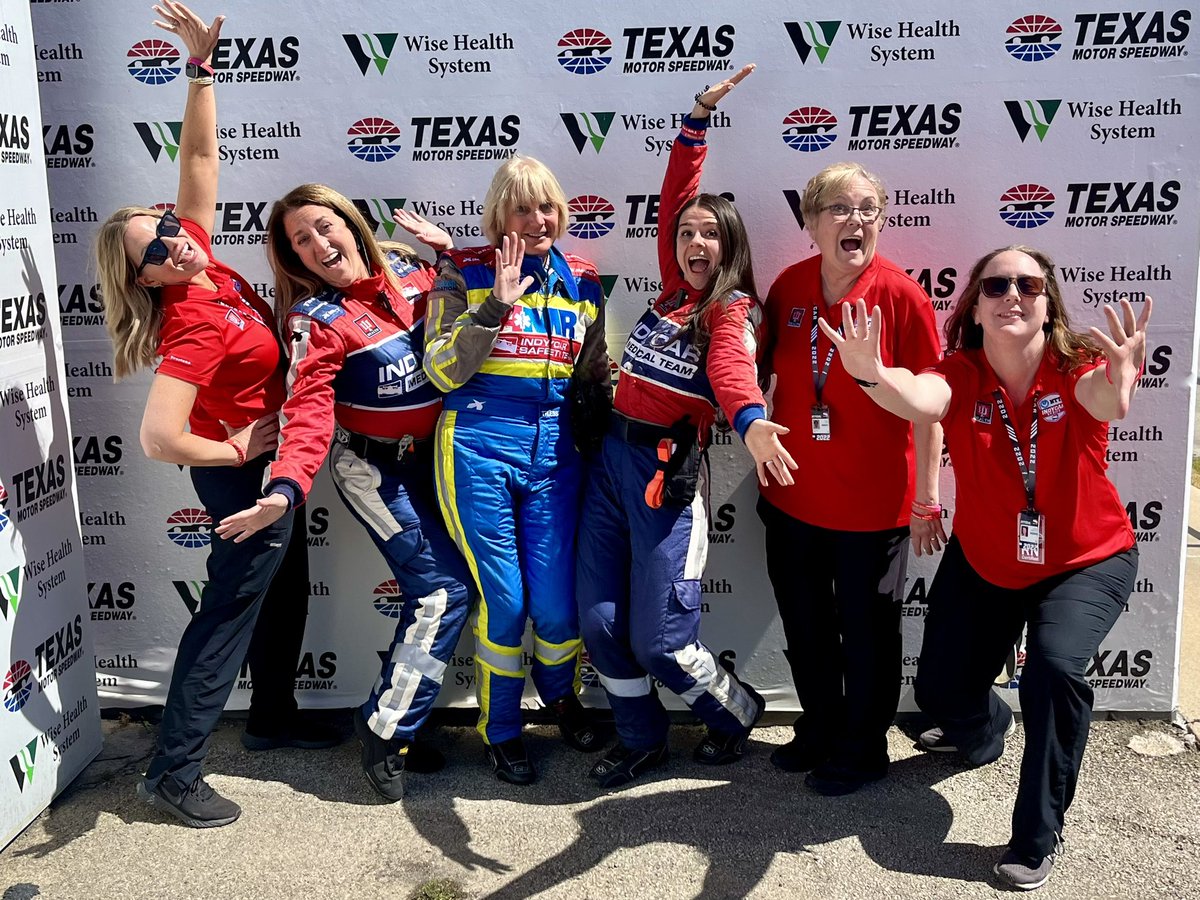 LauraStasila's tweet photo. There are no greater minds I would rather spend a race weekend with during #WomensHistoryMonth than these five right here. #XPEL375 #WomenInMotorsport https://t.co/nMaC46Agnn