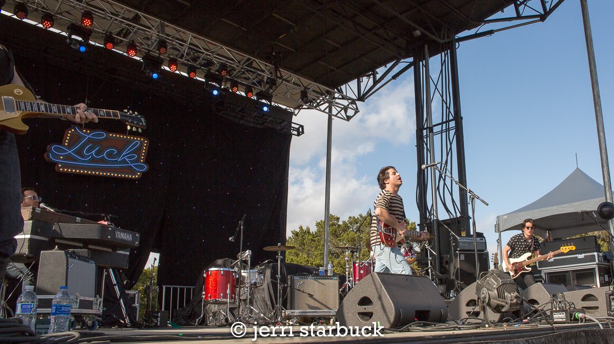 Austin101blog's tweet photo. Great set w. @deltaspirit at @LuckReunion -fun to see such an eclectic lineup of artists this year- lots of diversity y'all- Great weather, not too hot, and good vibes all around. #Photos #LuckReunion @WillieNelson #deltaspirit #Austin #concerts #livemusic #LuckTexas https://t.co/AJcGj4bkSL