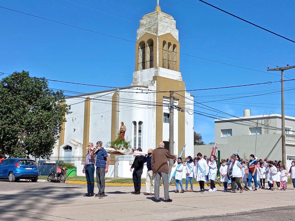 muniSaira's tweet photo. Celebramos en comunidad nuestras #FiestasPatronales en honor a #SanJosé.

Gracias a las instituciones y fuerzas vivas de nuestra #SairaCba por la organización y colaboración. https://t.co/Qky7ortKR8