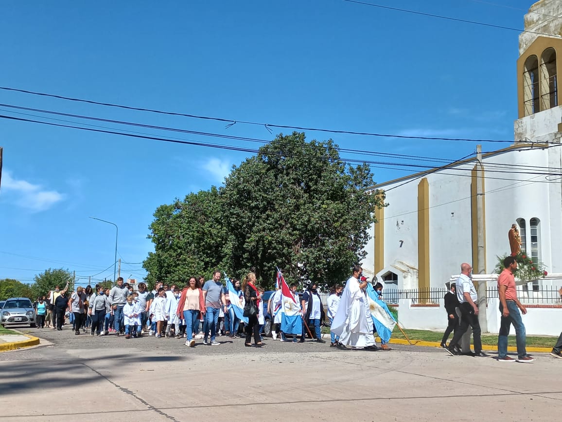Celebramos en comunidad nuestras #FiestasPatronales en honor a #SanJosé.

Gracias a las instituciones y fuerzas vivas de nuestra #SairaCba por la organización y colaboración.
