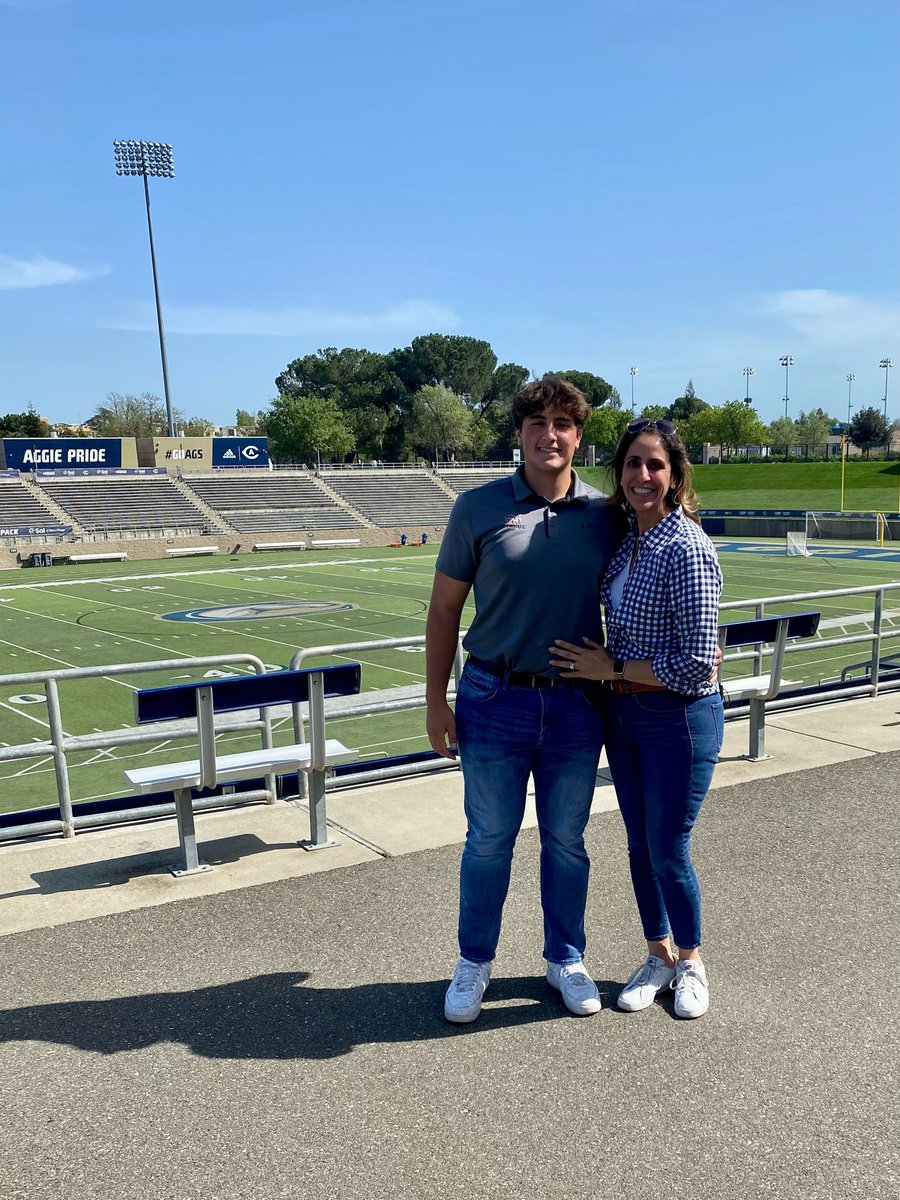 Oliver Bari tweet media