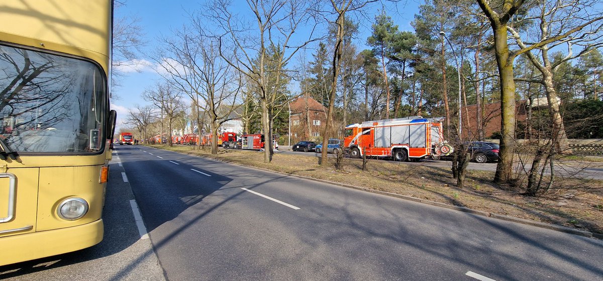 flying meniskus tweet media