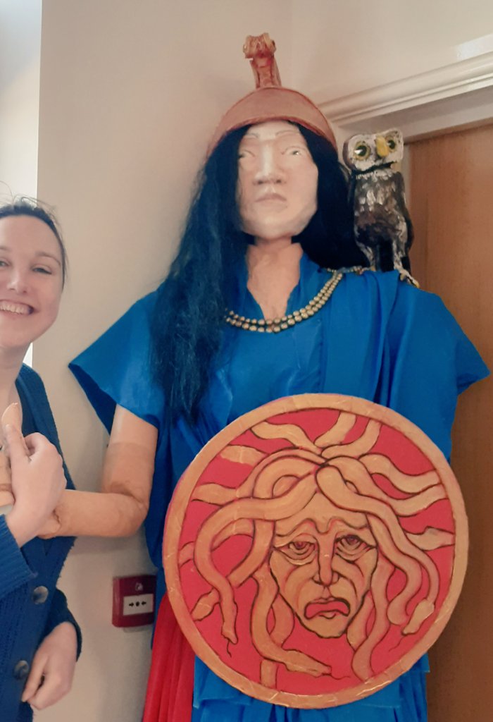 Alison Knott tweet media