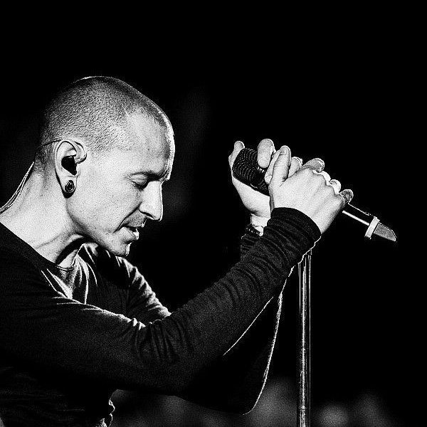 Happy Birthday to The Screaming Bird,
Happy Birthday Chester Bennington  