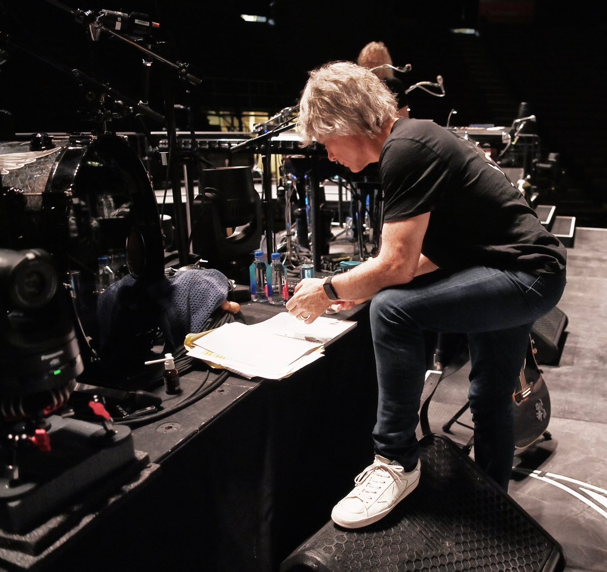 Jon Bon Jovi tweet media