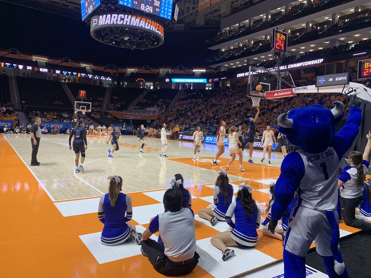 McTigue716's tweet photo. Letโs Go @UBwomenshoops
#UBDancing I #UBhornsUP https://t.co/OJfhKAEgis