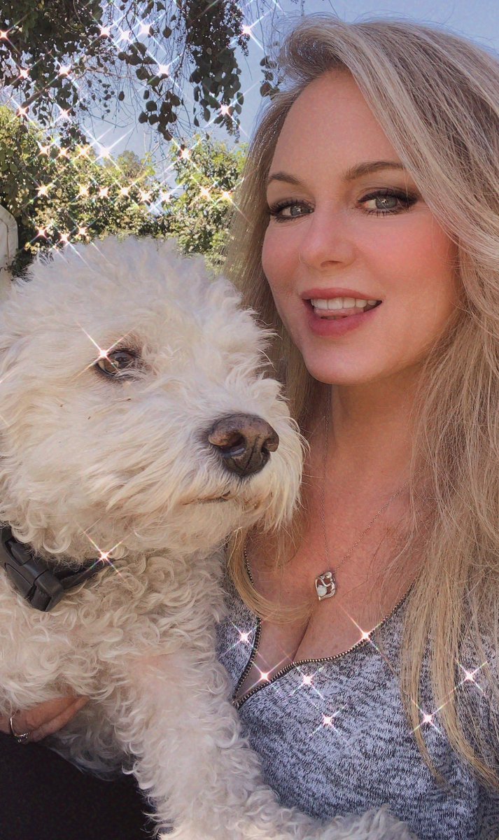 LynnCareySaylor's tweet photo. Pic I took yesterday with Lucy, one of my 5 #RescueDogs. If you have a rescue #dog (or #cat), please post a pic here! I want to see your #furbabies and the humans who gave them a chance for a good life and a home!! #AdoptDontShop #dogmom #animalrescue #NotHomelessAnymore ❤️🐾 https://t.co/jeYpO2aw0g