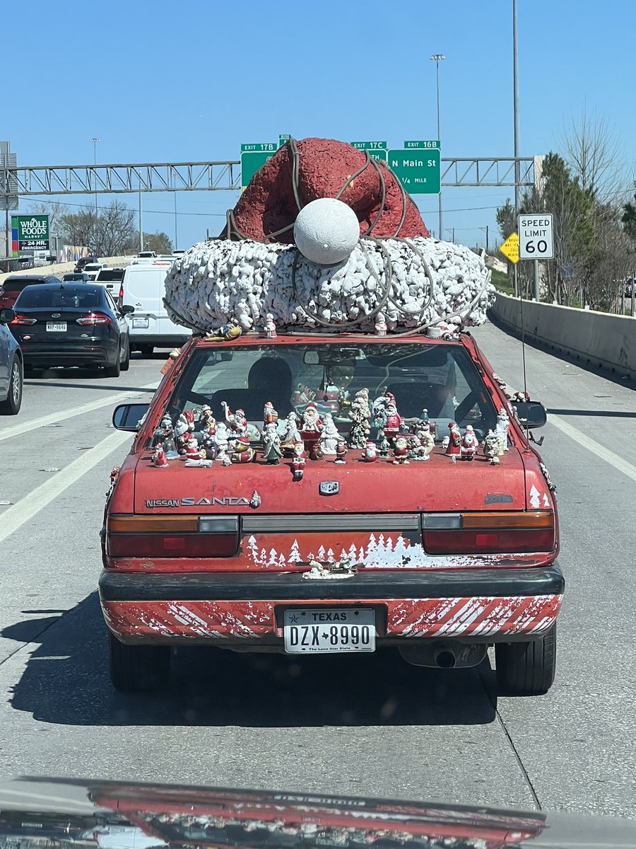 cmcge1's tweet photo. Who says it can’t be Christmas year round. https://t.co/rxMps4dx55