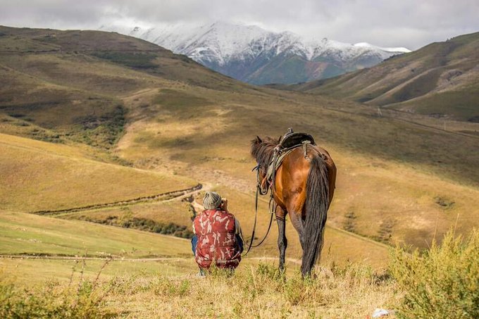 Kim yolu gözünde büyütürse, yürüyüşü yavaşlar.

İbni Kayyim