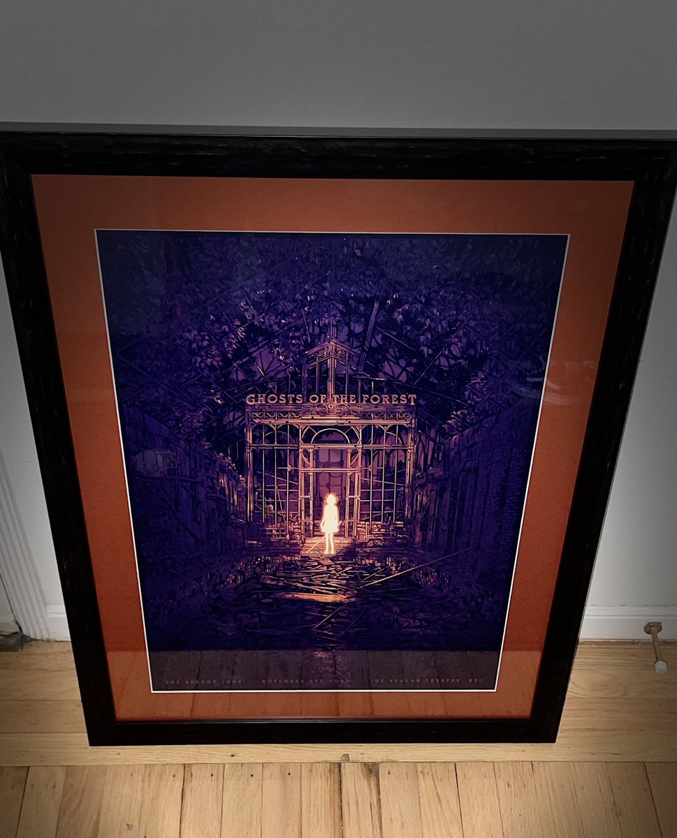 moma_funk's tweet photo. Freshly framed!
Artist: @tinymediaempire
#BeaconJams @treyanastasio
#ghostsoftheforest https://t.co/rMaD9PINLF