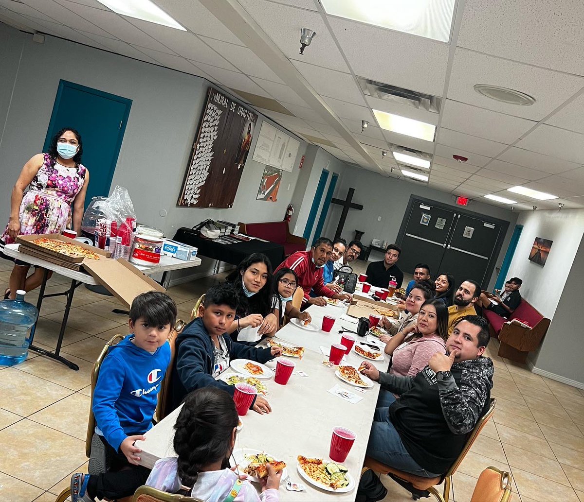bellyjeff's tweet photo. Hoy es el dΓa de ellos!!! Y como su amigo y pastor oro por ustedes para que Dios me los bendiga grandemente y sigan siendo una bendiciΓ³n para todos!!! #globalyouthday2022 #distritonorte #AzConference #ParadiseValley #NorthValley #Sedona #fesjaAz ππ»ππ»ππΌππΌ https://t.co/L1sN8gMQpC