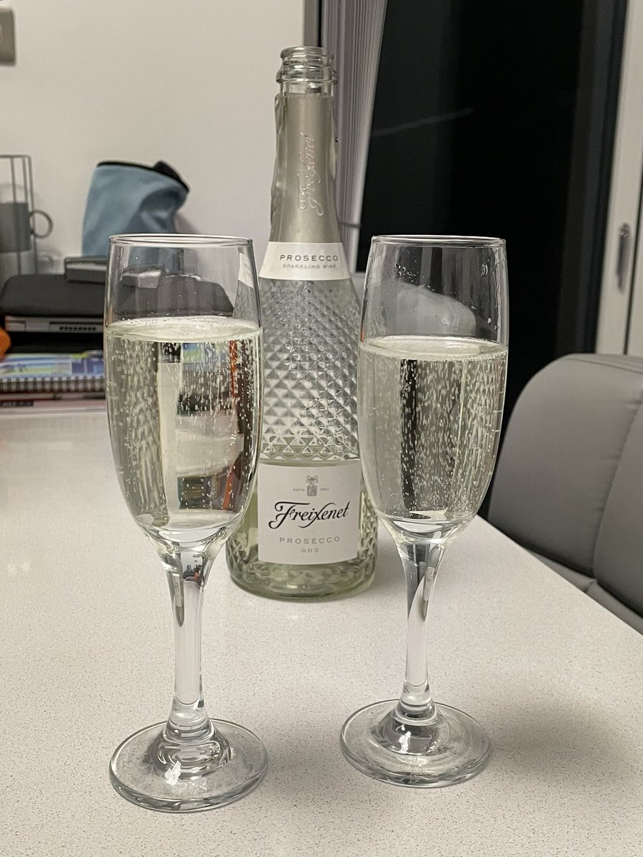 Sarah_Austen1's tweet photo. Celebrations ☺️ #watchmanager https://t.co/tYtYWszgZs