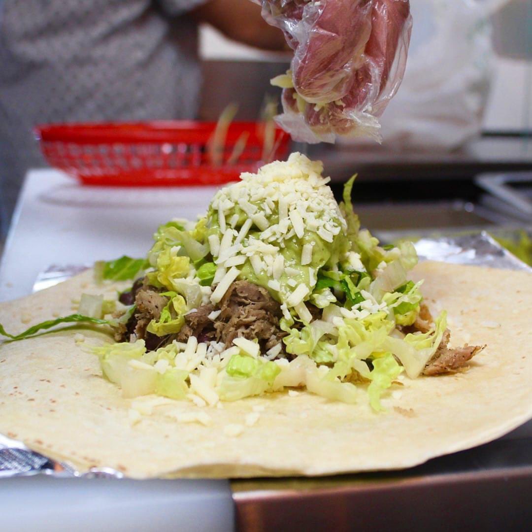 Los Sábados y Domingos no se cocina 🤤

Abiertos de 3:00pm-9:00pm

¡Te esperamos!

📍 Ubicados entre la Ave. Alfonso Valdés Cobián y la calle Jose Gautier Benitiez. Frente a la Universidad de Puerto Rico recinto de Mayagüez.

📱 Carry-out 939-865-6032

🚗 Delivery <a href="/munchies_pr/">Munchies PR 📲🟠</a>