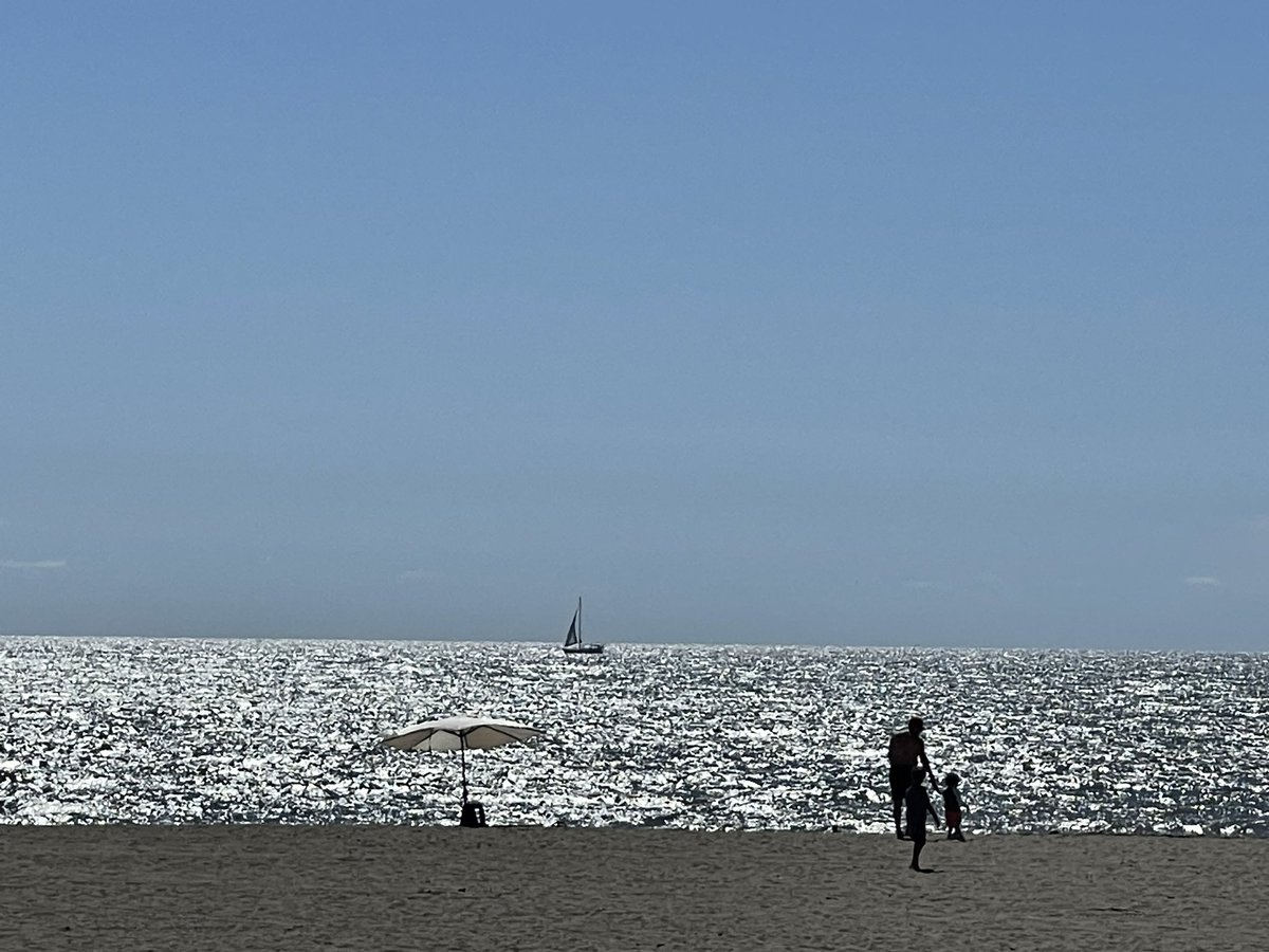 Gave $20 to a bell boy to unload a golf cart into a taxi.

Made it to the airport and wife realized that she left her wallet in the room.

Came back to the hotel and bellboy came running.

Told him what happened and he got a golf cart drove me to the tower and back

Just made it