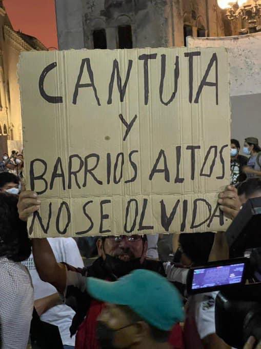 AlexFebrero_'s tweet photo. ¡Nos vemos nuevamente en unas horas en Plaza San Martín! 5:00 p.m. ✊🏻🔥
#IndultoEsInsulto
#TomaLaCalle https://t.co/LhU950A0pM