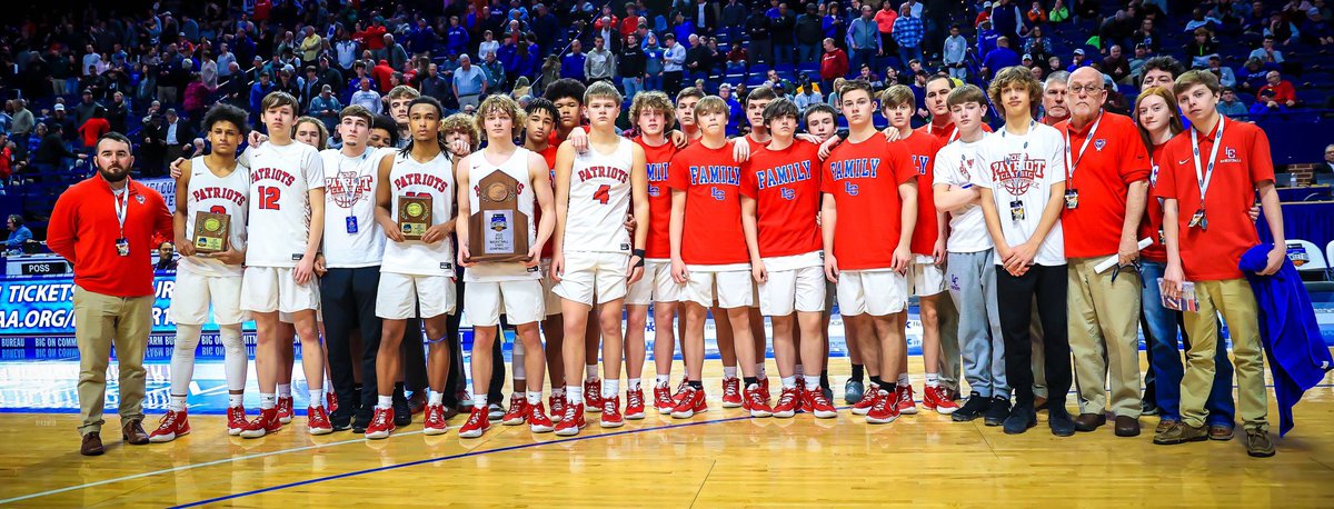 SchoolsLincoln's tweet photo. Congratulations to our boys basketball team for a fantastic season. 

The team lost in double overtime in today’s Final Four game against GRC in the Sweet 16. 

Thank you coaches and players for a very special season. And thank you LINCOLN COUNTY for your support.

📸 @KHSAA https://t.co/1lqJWl0WGf