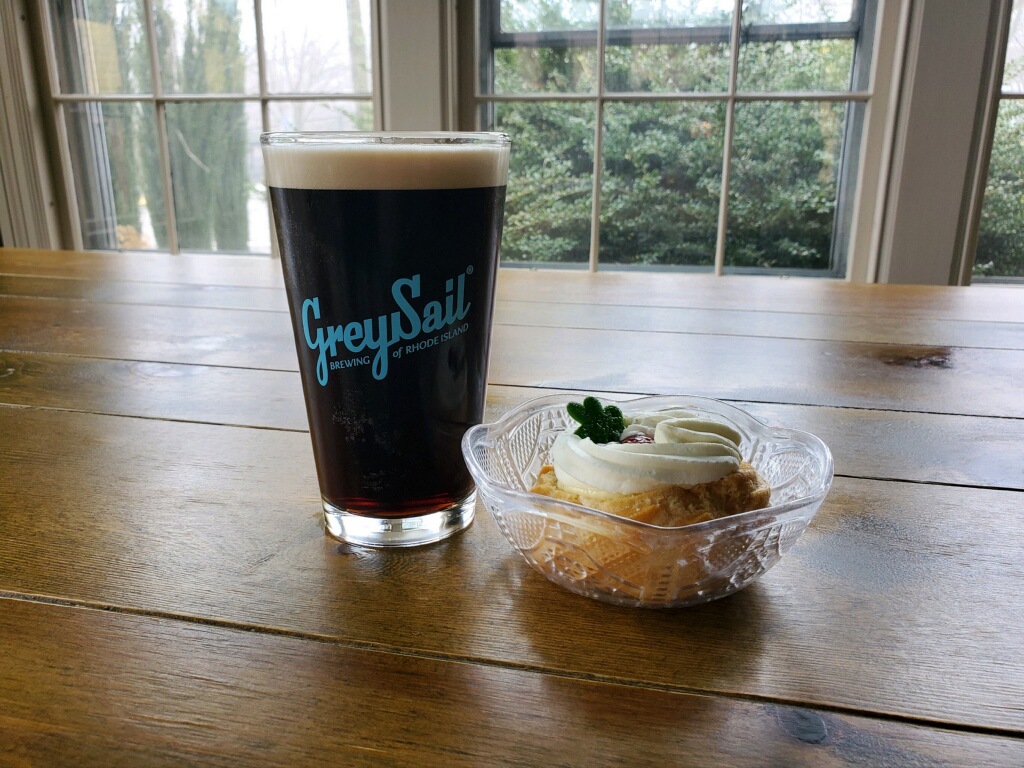 GreySail's tweet photo. Come on down to Canal Street and treat yourself to this weekend’s best deal: a Guinness and Zeppole from Vesta Bakery for $8! Available today and tomorrow while supplies last. https://t.co/fpulWua6e4