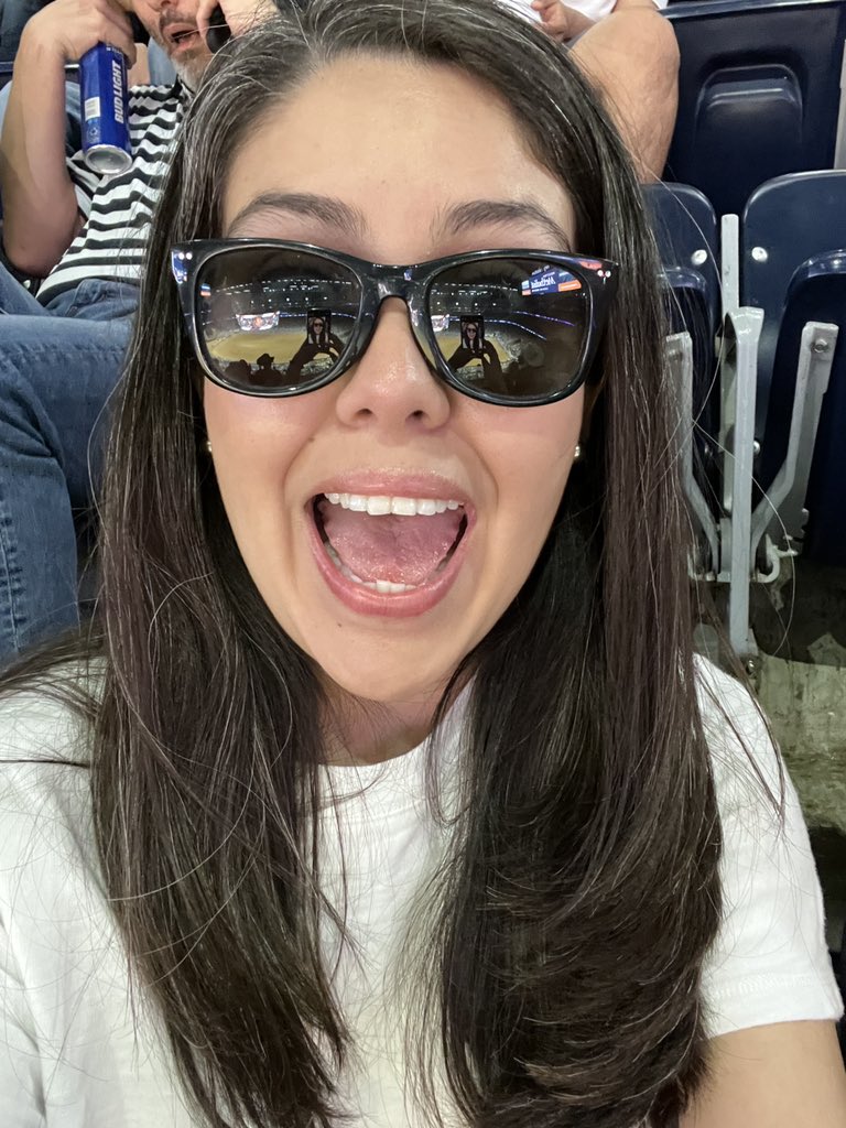 ang_garza's tweet photo. #rodeohouston https://t.co/y28Hh2tgz3