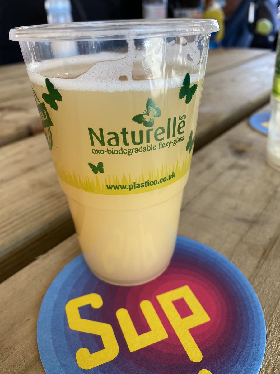 Gorgeous day for a canal stroll. A very welcome refreshment stop when we reached Bingley. Sup - Bingley. Fantastic event. 👍🏻🍺 
<a href="/BiniBrew/">Bini Brew Co</a>  kept us very well refreshed! 😂