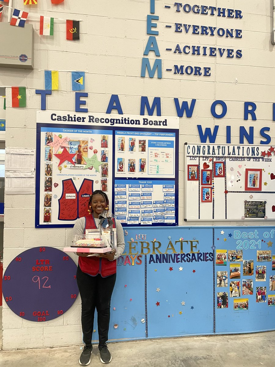ramellea's tweet photo. #871cashierofthemonth1665 @Lowes https://t.co/27T2rNrv23