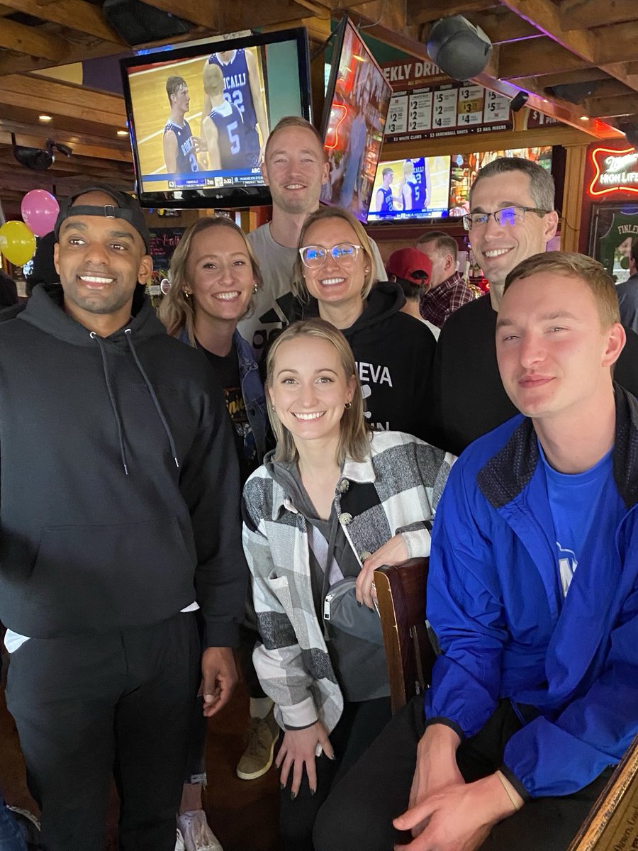 rohde_sharon's tweet photo. Cousin support in madtown!!!! State tourney! Let’s go! https://t.co/xbLlO8xEBW
