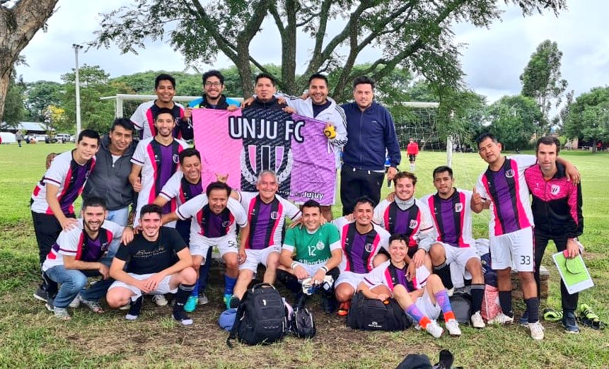 UNJuFC's tweet image. Triunfazo de UNJu FC vs La Naranja Mecánica 3 a 1 con goles de @CVillafanie, Agustín y Branco! Peleando bien arriba 💪⚽