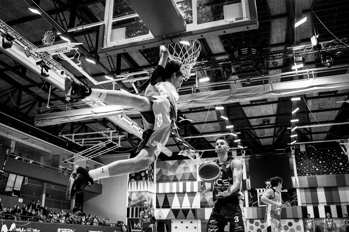 ¡Victoria del #EBA <a href="/EstuCantera/">EstuCantera</a> de <a href="/MovistarEstu/">Movistar Estudiantes</a>!

79 - 53 frente a <a href="/cbalcobendas/">Baloncesto Alcobendas</a>.

¡Bravo, tíos!