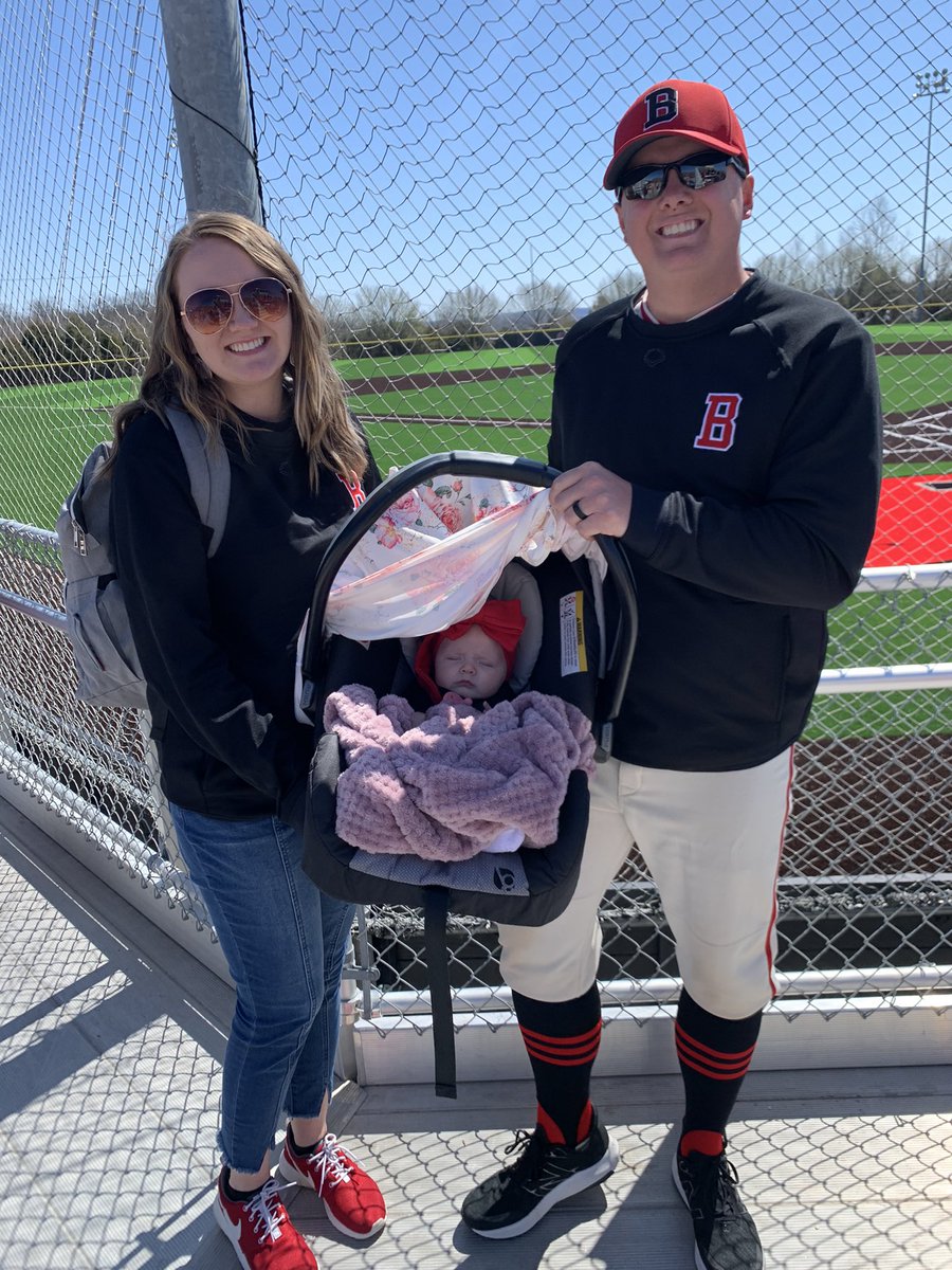 mrs_jackson209's tweet photo. Great start to Pirate baseball this weekend!! ⚾️🏴‍☠️#wearebranson #gopirates #piratebaseball https://t.co/KqHRG0dbcY
