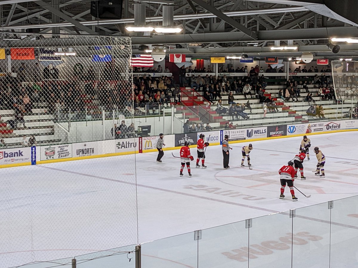 district_16's tweet photo. Great crowd here at the Civic Center https://t.co/uwknXXmVWj