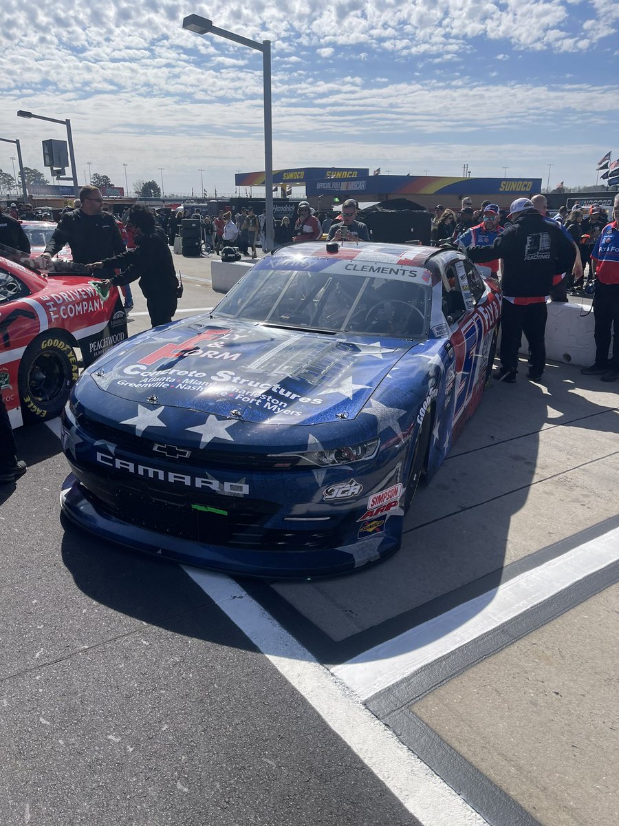 JCR_Clements51's tweet photo. πΊπΈπΊπΈπΊπΈ #FlyAndForm in da house @amsupdates
We appreciate all their support for @JClements51 and #Team51 πΊπΈπΊπΈπΊπΈ
#HotAtlanta
@NASCAR_Xfinity @XfinityRacing https://t.co/qPcs8jLjYS