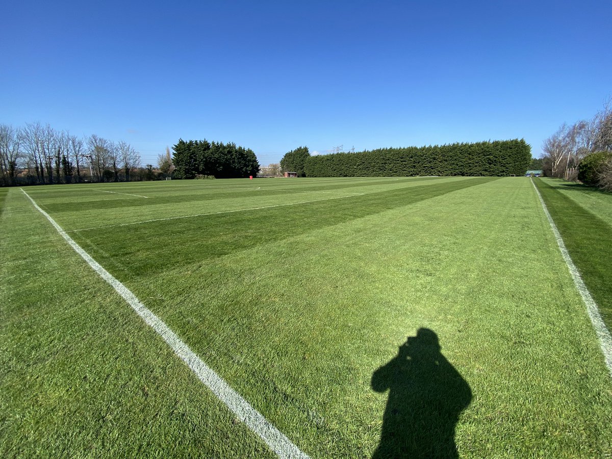 Pitch not looking too bad considering.. #bedford #football #asc
