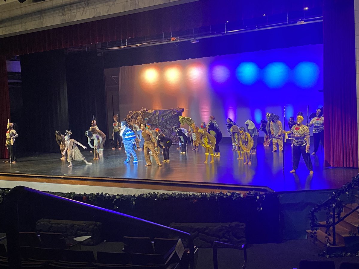 CoachNeub's tweet photo. Loved watching The Lion King at Northwest HS with my daughter! Another incredible production from @nwhsdrama I highly recommend it! #TheLionKing #HacunaMatata https://t.co/xdAgTkqmC9