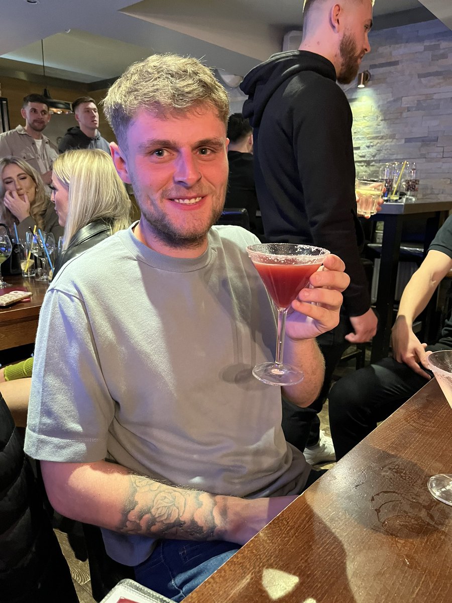 MWFC_'s tweet photo. One half of the best strike partnership in the Anglian Comb and a 🍓Daiquiri
#BeerMonster
#DaqLife https://t.co/rBlxLVUhIg