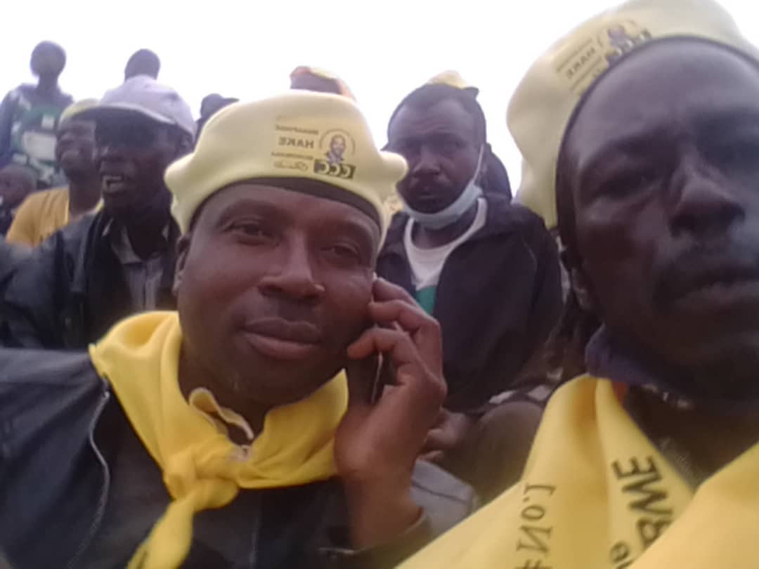 ChingMt's tweet photo. Homeboy was there . Representing at  #MutareRally #CCCrally https://t.co/evjFDK54MP