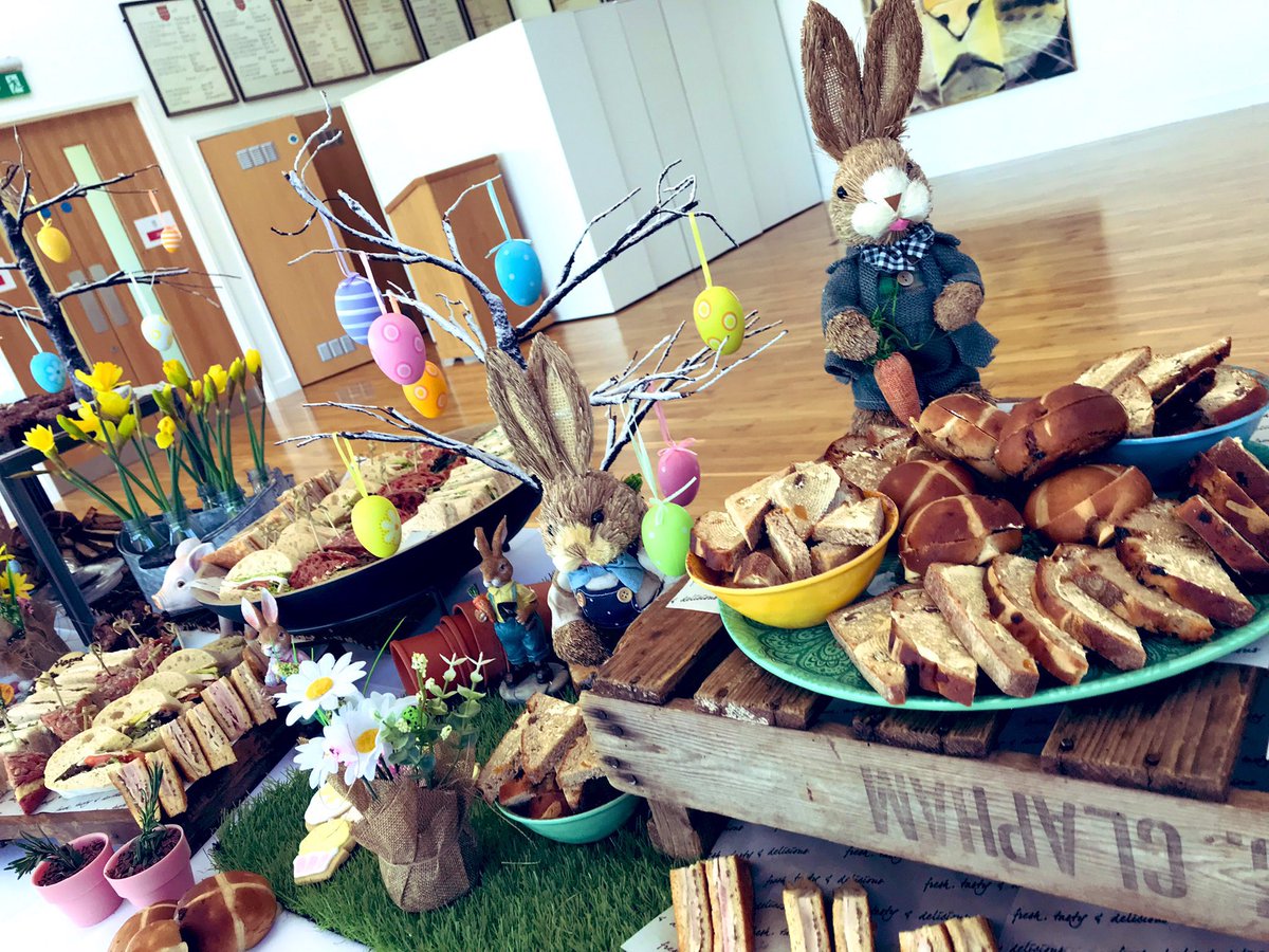 SFSOxford's tweet photo. It was the last Match Tea of the  rugby season - and what a Match Tea! Homemade hot cross buns, salted caramel mini eggs, millionaire’s shortbread, edible plant pot chocolate pots, hand iced Easter biscuits - our catering team did an amazing job. Thank you! #matchtea #homemade https://t.co/AzsvADDtVw